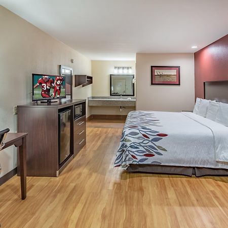 Red Roof Inn Buffalo, Tx Екстериор снимка