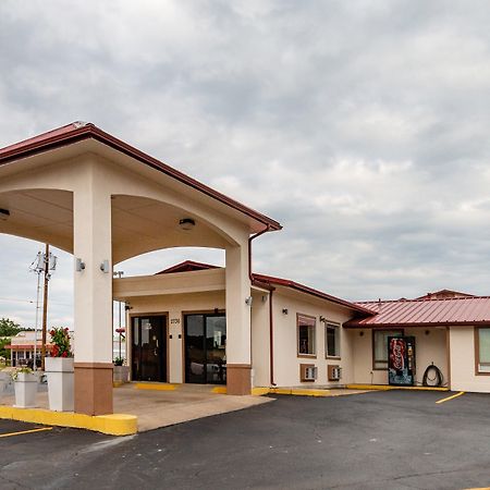 Red Roof Inn Buffalo, Tx Екстериор снимка