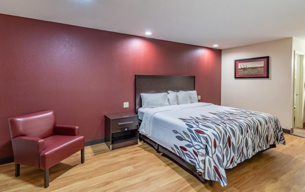 Red Roof Inn Buffalo, Tx Екстериор снимка