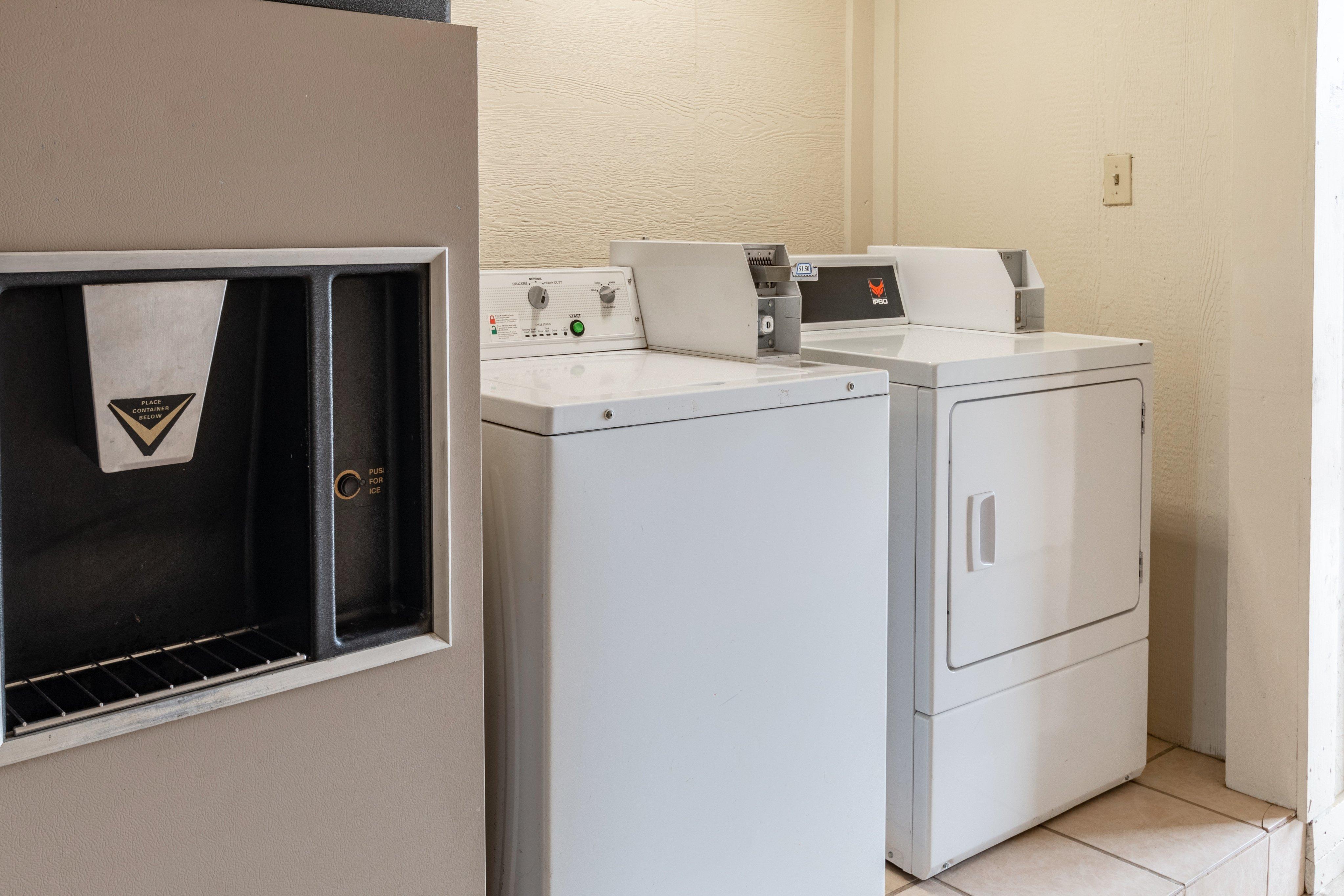 Red Roof Inn Buffalo, Tx Екстериор снимка