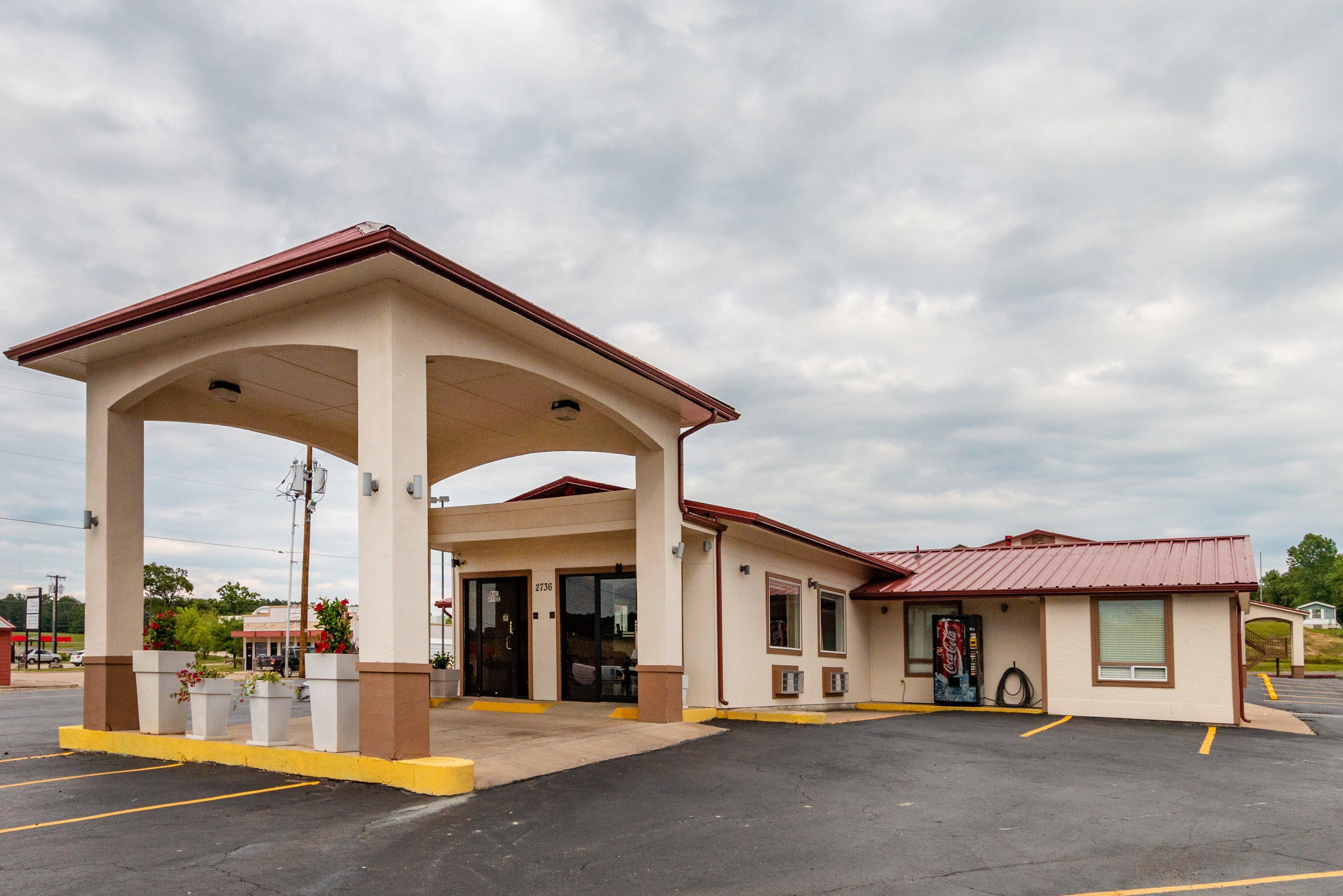 Red Roof Inn Buffalo, Tx Екстериор снимка