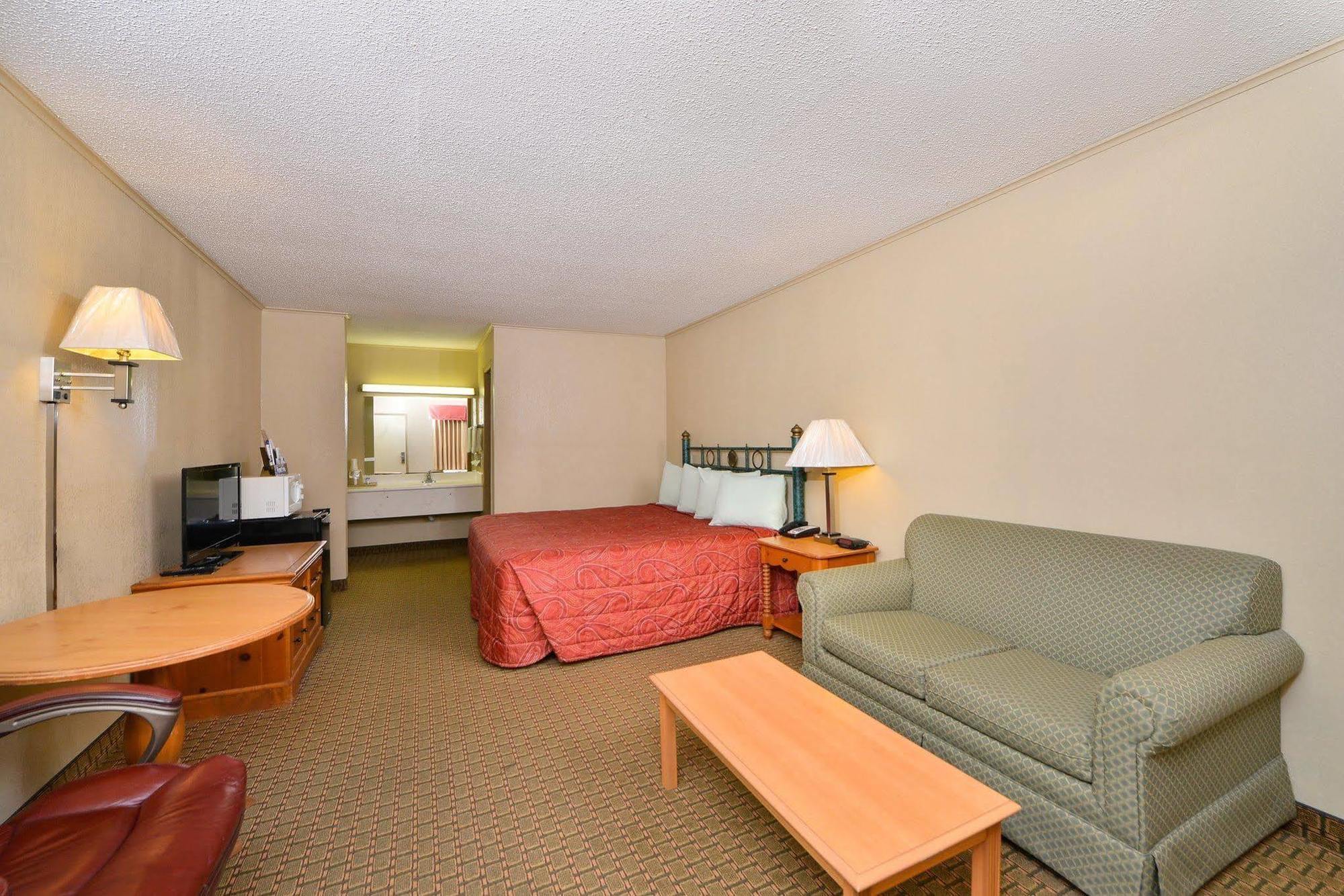 Red Roof Inn Buffalo, Tx Екстериор снимка